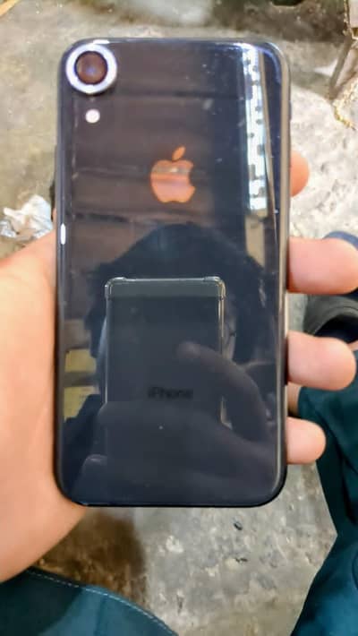 Apple iPhone XR