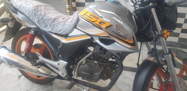 HONda cb150f brand new for saie