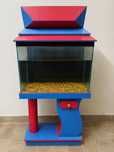 Aquarium Fish Tank with Wooden Stand – Good Condition" 