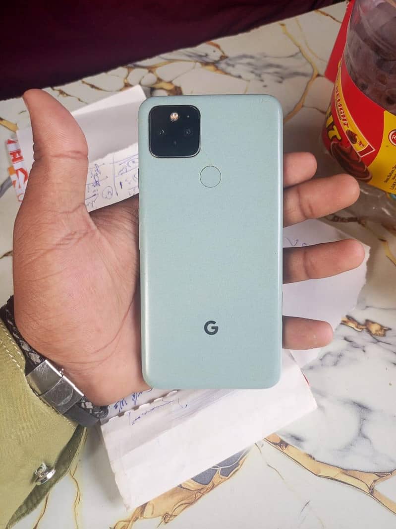 Google Pixel 5a 1