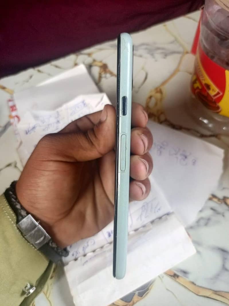 Google Pixel 5a 2