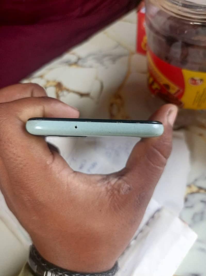 Google Pixel 5a 5