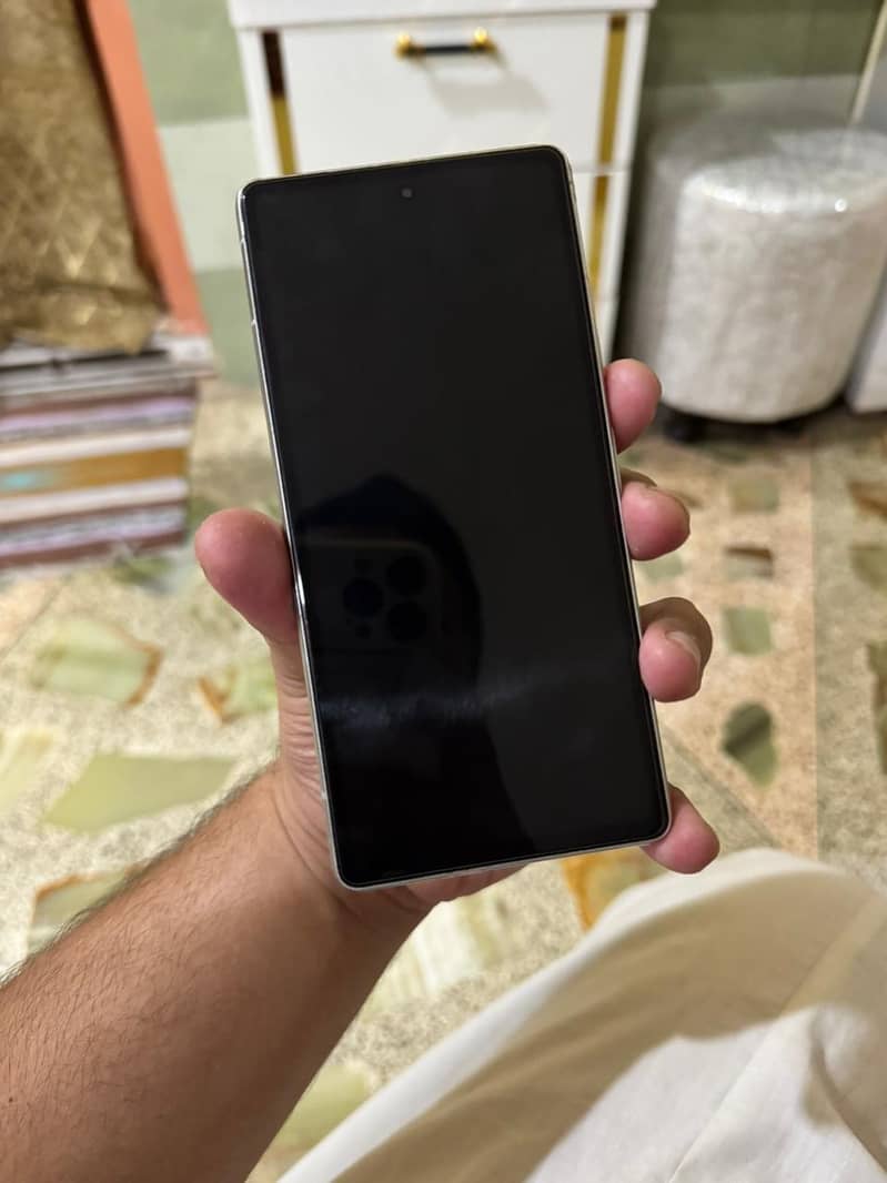 Google Pixel 7a 1