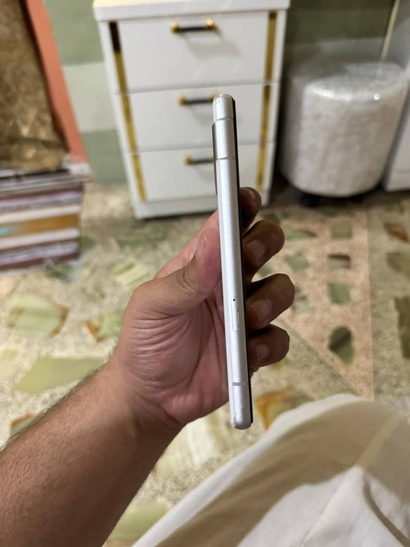 Google Pixel 7a 3