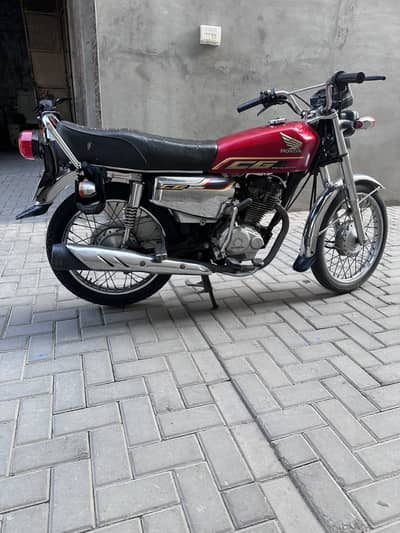HONDA 125 SPECIAL EDITION