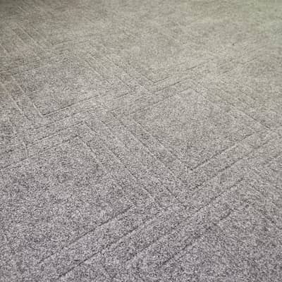 room carpet with fome 14/12 black color urgent sale