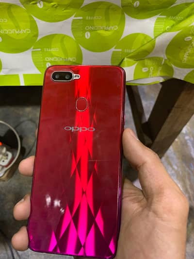 OPPO F9