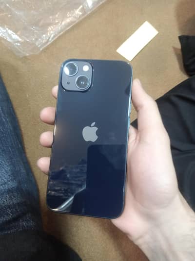 Apple iPhone 13