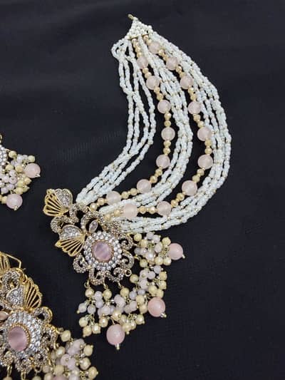Multi-Layer Pearl Style Bridal Jewelry Set