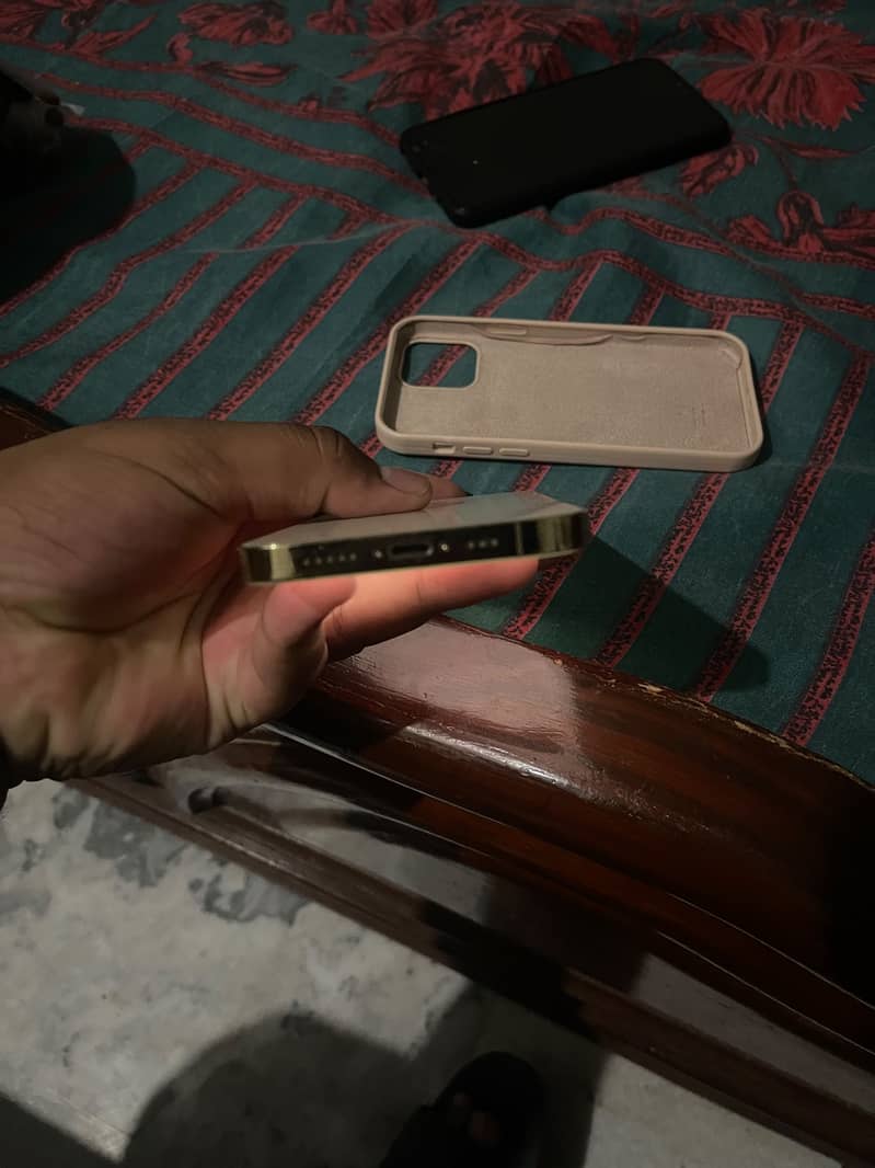 Iphone 12 pro 3