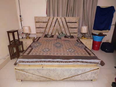 wooden bed set