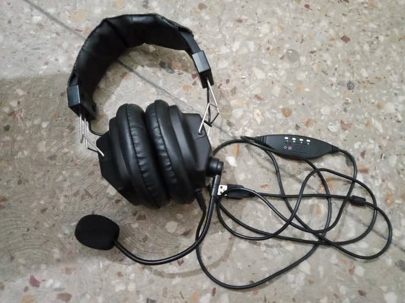Vibras Five One Headset 4