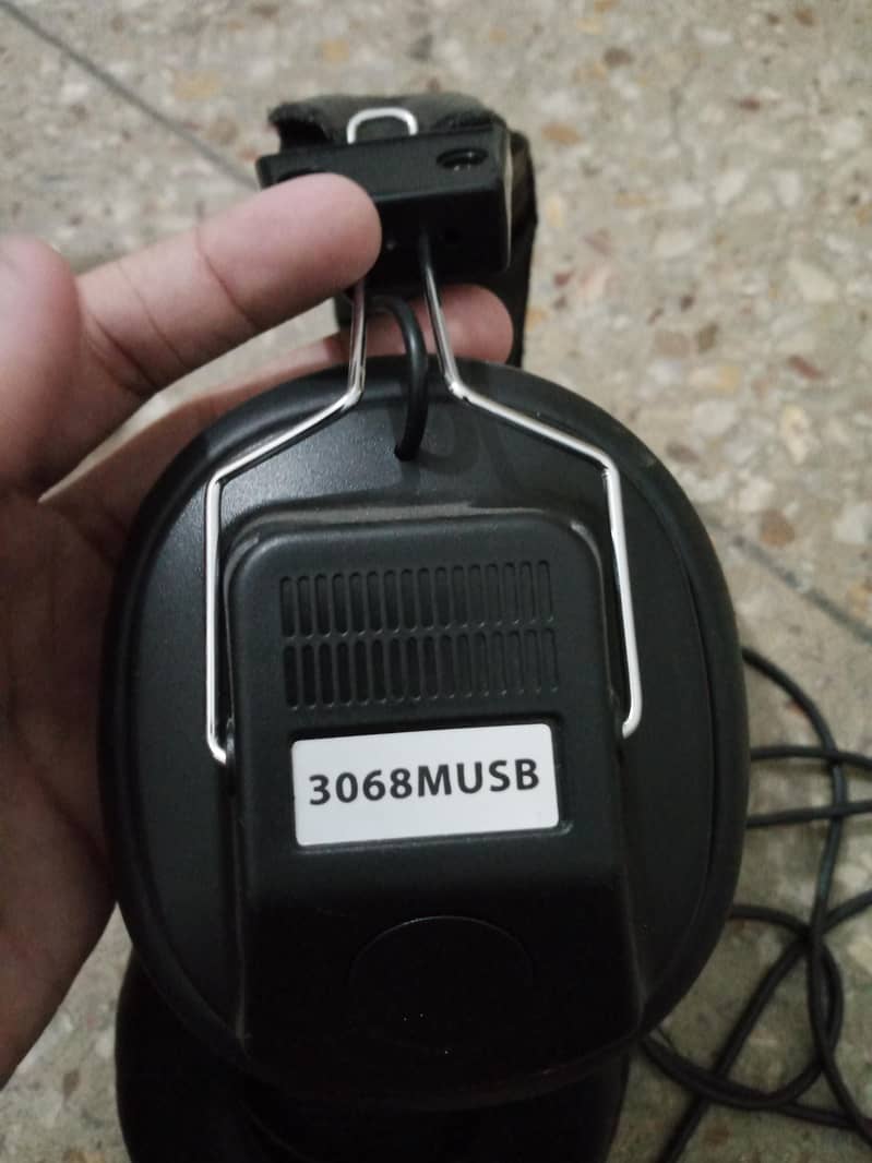 Vibras Five One Headset 7