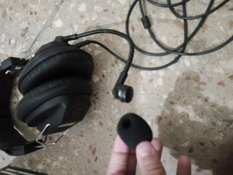 Vibras Five One Headset 10
