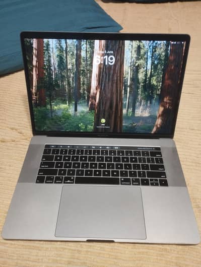 Macbook Pro 15-inch 2019 With 4Gb Graphic Card