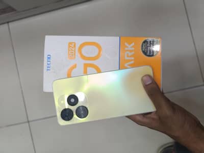 Tecno Spark Go 2024 64/4+4 With Box