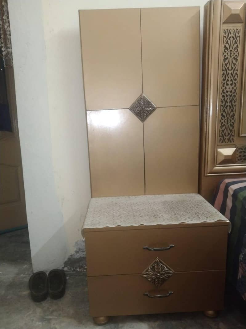 king size bed set . . . 14