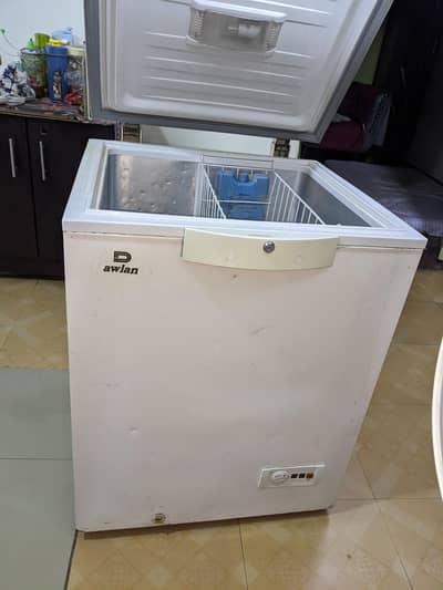 DAWLANCE 200 ES DEEP FREEZER