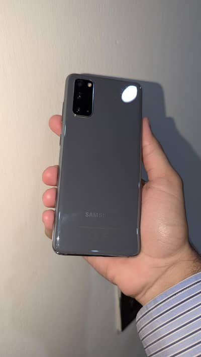 Samsung Mobile S20 FE
