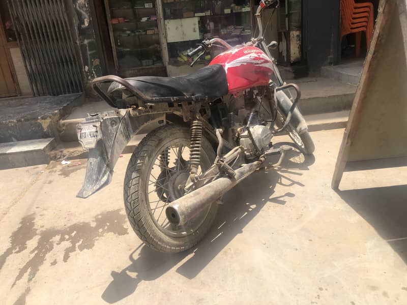 Unique 100cc 2011 3