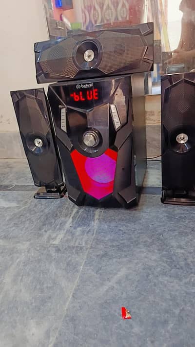 Audionic woofer BT900 with remote full level sound bass no any fault