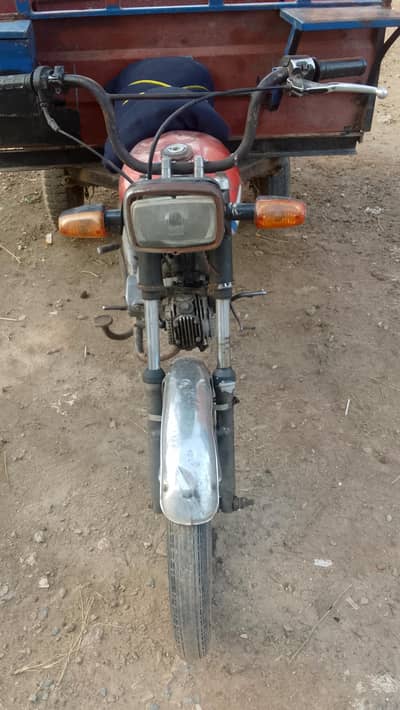 united 100 Faisalabad khoka khoka town 03025601595