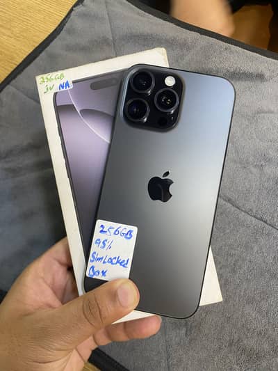 Apple iPhone 16 Pro Max
