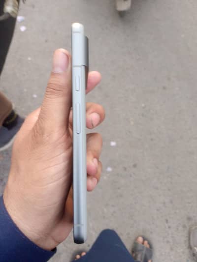 Google Pixel 8