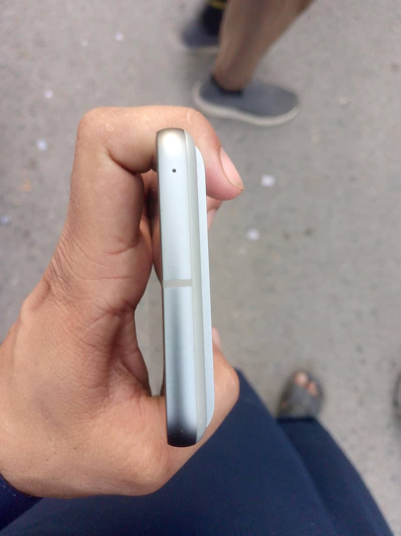 Google Pixel 8 1