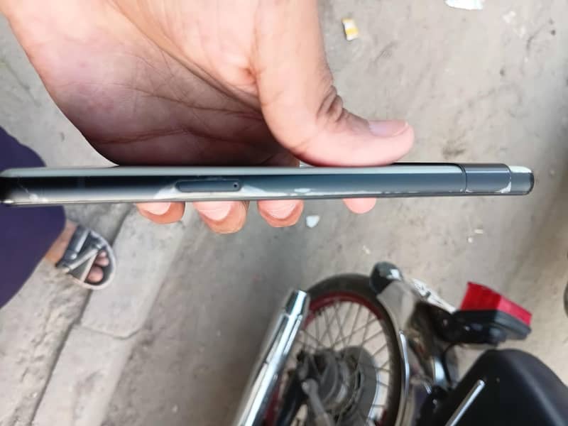 Google Pixel 6a 4