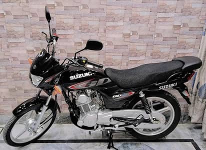 Suzuki gd 110s bike bil kul ok hai just 3800 Chali hai all ok hai