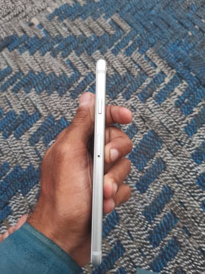 Apple iPhone 6
