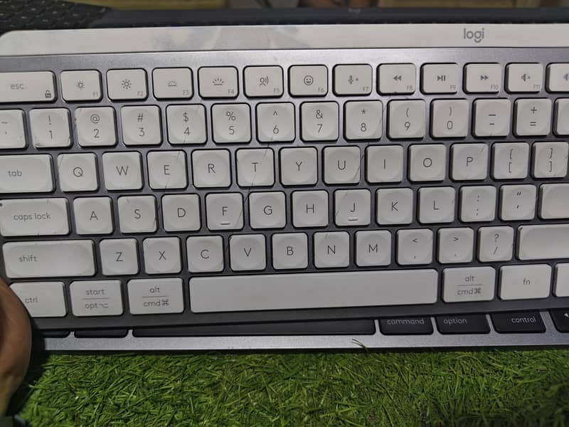 LOGITECH MX KEYS S WIRELESS BLUETOOTH KEYBOARD 4