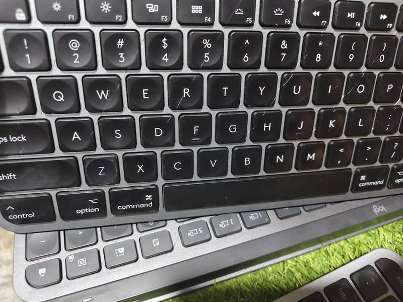 LOGITECH MX KEYS S WIRELESS BLUETOOTH KEYBOARD 8