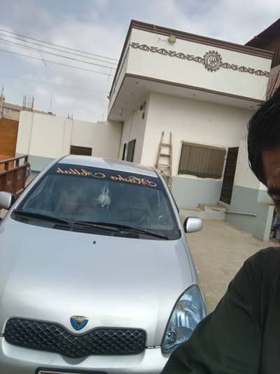 Toyota Vitz 2004