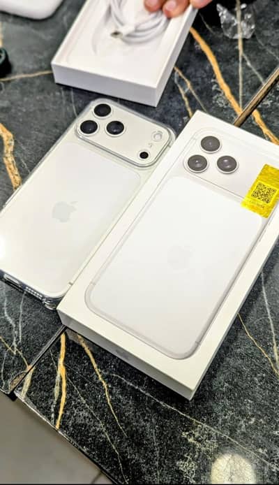 iPhone 17 Pro Max 256gb – PTA Approved (Mercantile) – 100% Battery