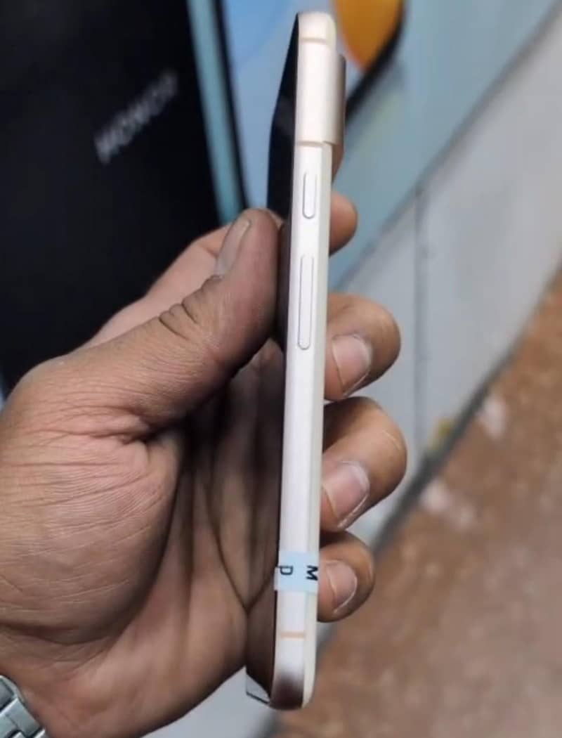 Google Pixel 8 1