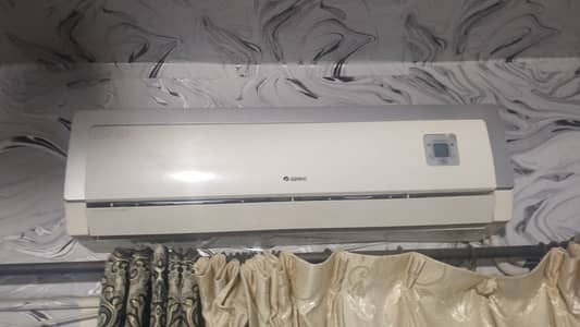 GREE Brand Good Condition Split 1.5 Ton AC