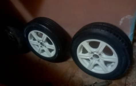 ALLOy RIM WITH TYRE  14INCH 100PCD  BATTI PAINT
