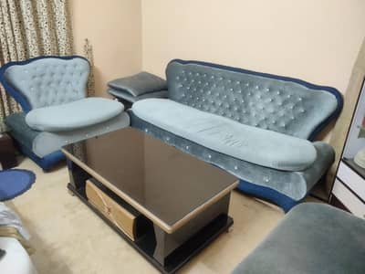 7 seater sofa set with center table