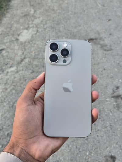 IPhone 15 Pro Max factory unlocked
