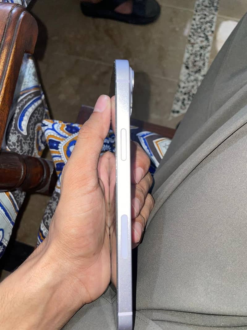 Apple iPhone 14 plus 4