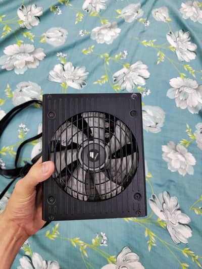 Corsair RM750 80+ Gold