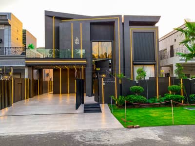 100% ORIGNAL KANAL ULTRA MODERN SUPER LUXURY BUNGALOW FOR SALE ON TOP LACTION