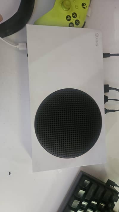 Xbox series S with controller good condition