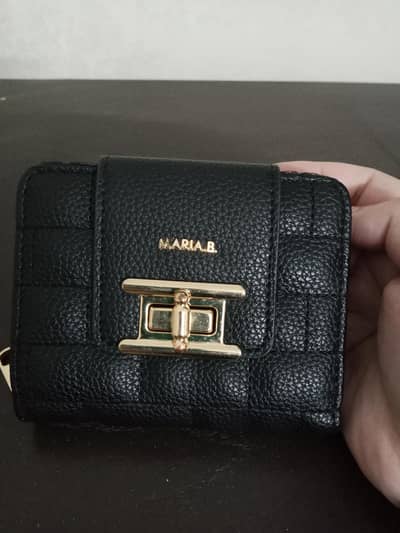 MARIA B WALLET