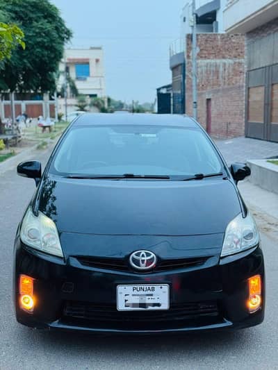 Toyota Prius 1.8 Full Option