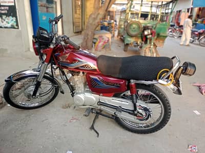 Honda CG 125 2024 Modal