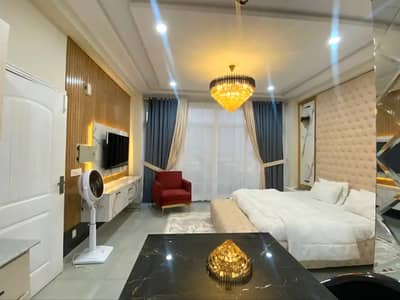 1 bed fully furnished Ultra Luxury Apartment available in super hot location