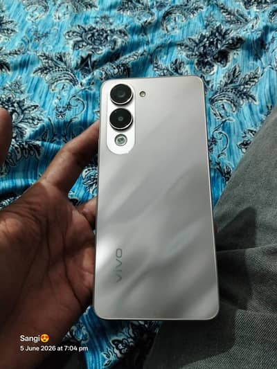 Vivo Y04